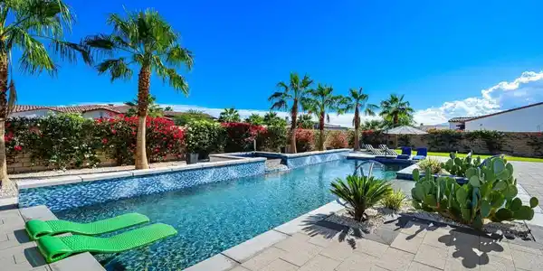 81584 Merv Griffin Way