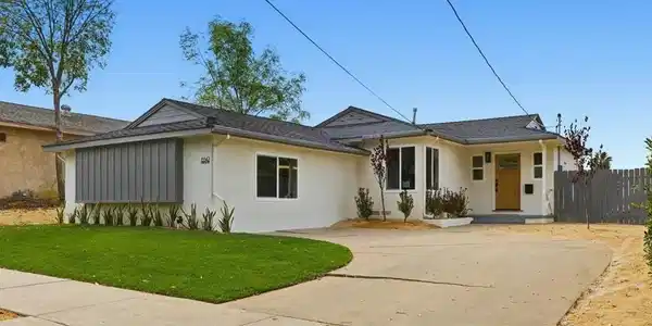6542 Clara Lee Ave