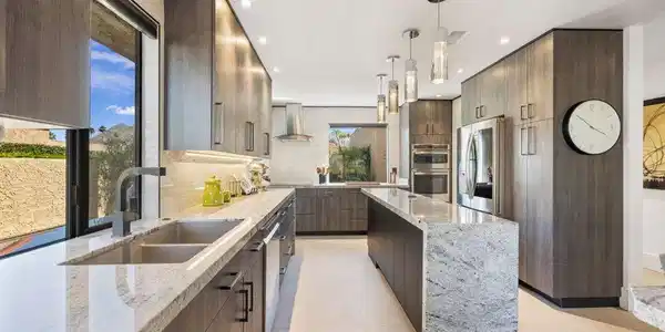 48646 Wolfberry Court