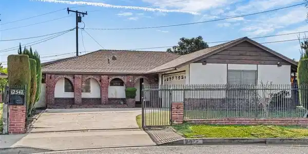 12342 Donahue Place