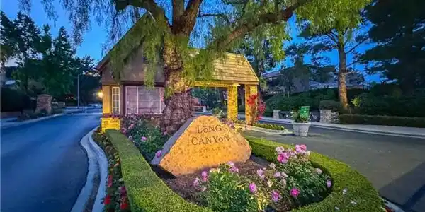 396 Arbor Court