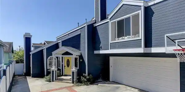 1808 Pullman Lane