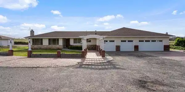 1080 Fairview Road