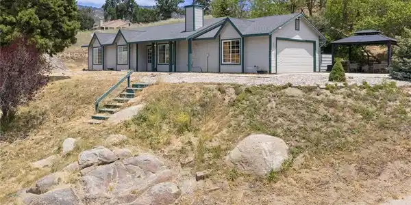 23500 Lakeview