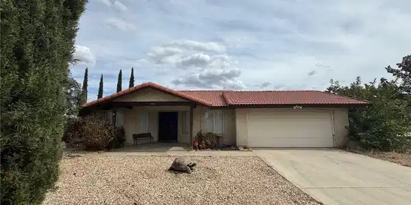10421 Shangri La