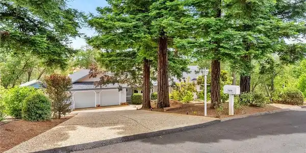 5450 Alpine Court