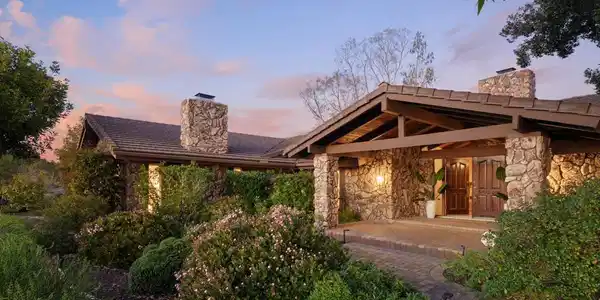 15943 Ranch Hollow Rd