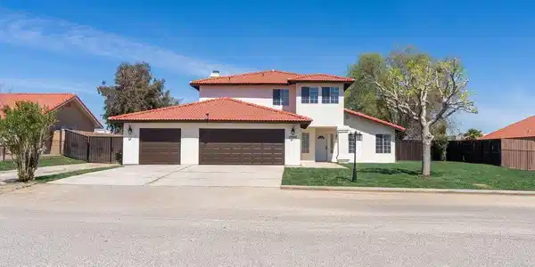 17590 El Cajon Drive