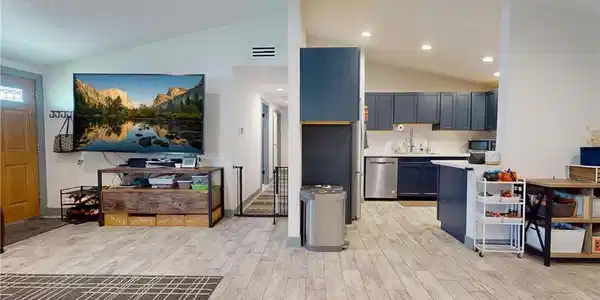 27222 Plumwood