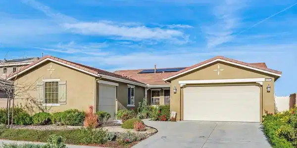 33802 Edge Lane