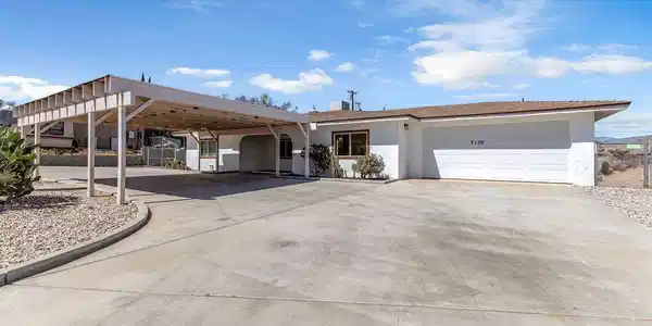 7120 La Habra