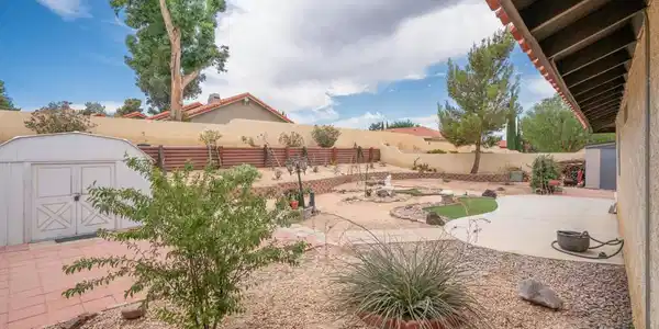 56889 Navajo Trail