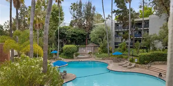 3605 W Hidden Lane