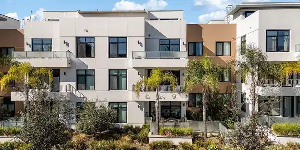 399 E Del Mar Boulevard