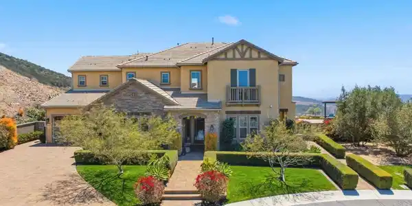 1100 Jasper Court