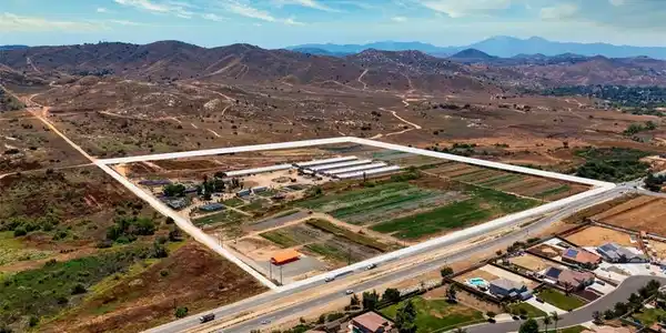 19203 Cajalco Road