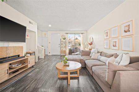 13901 Olive View Lane
