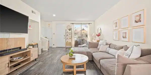 13901 Olive View Lane