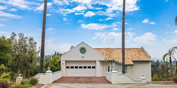 4235 Casa De Machado