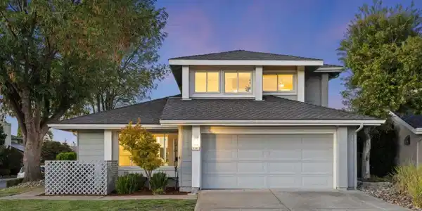 2397 Hecate Court