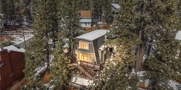 1004 White Mountain Drive