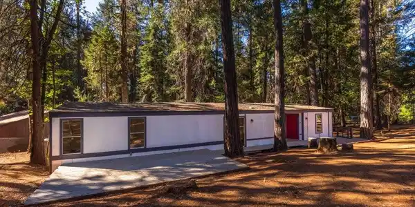 6212 COLUMBINE