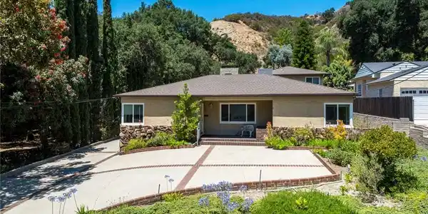 2719 Hollister Terrace