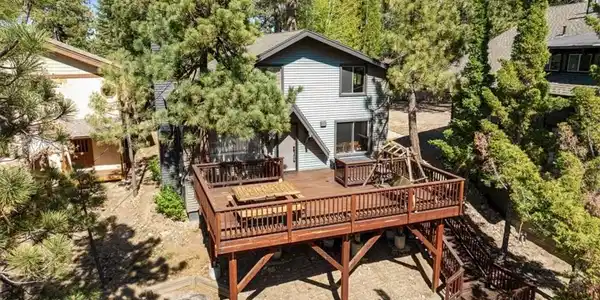 769 Lowe Drive