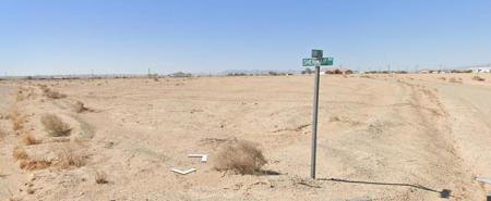 2004 Burr Avenue