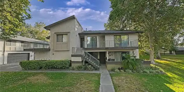 1209 Edwards Street