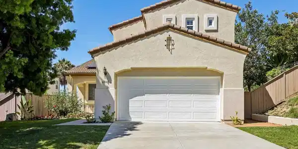 6065 Paseo Monona