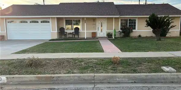 1950 N Willow