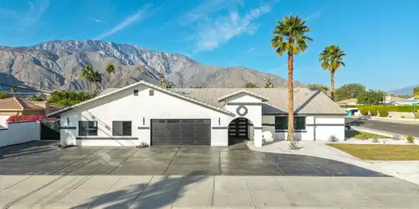 2587 N Calico Lane