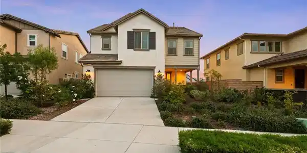 32189 Dymondia Way