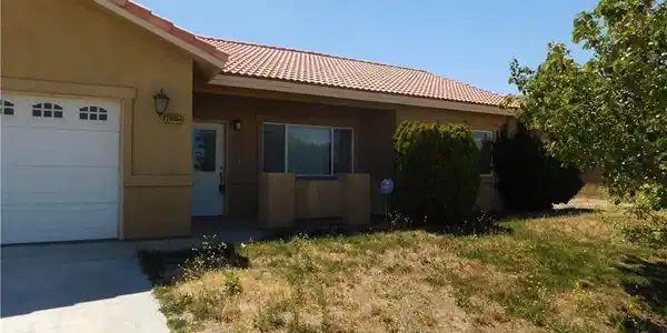 20863 W West Lake