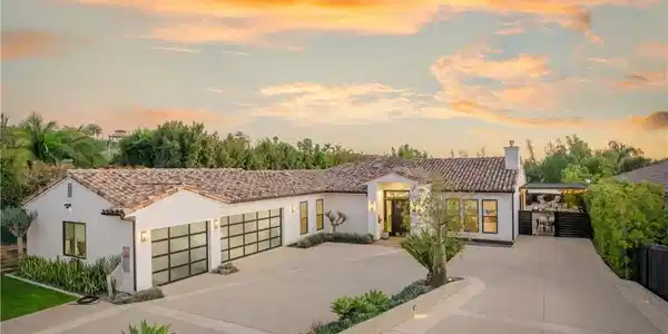 2318 Vista Grande