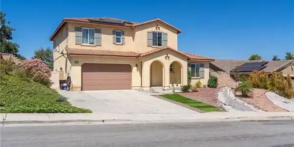 35333 Laurel Tree Court