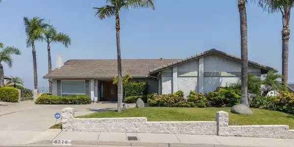 6276 Del Paso Ave