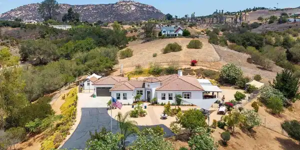 10935 Pala Loma Drive