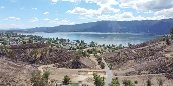 1 Palm Dr