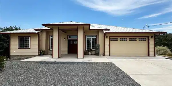 1910 Foothill Drive