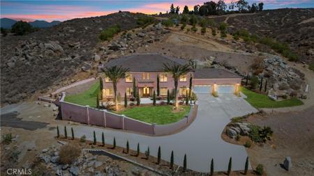 17190 Small Canyon Ln