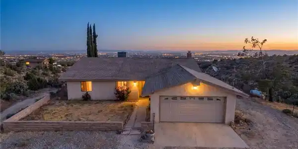 8451 Zohra Canyon Rd