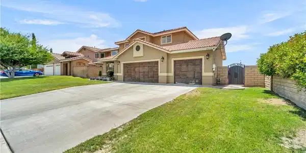 2832 Owens Way