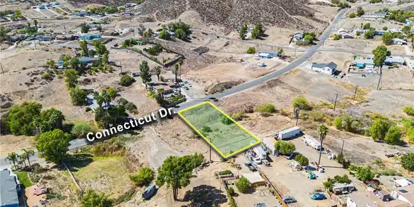 28492 Connecticut Drive