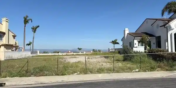 22 Coronado Pointe
