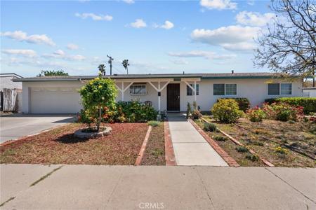 1572 Fremont Ave
