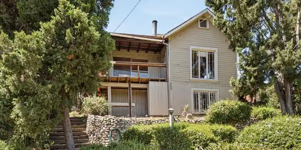 4819 Glenalbyn Drive