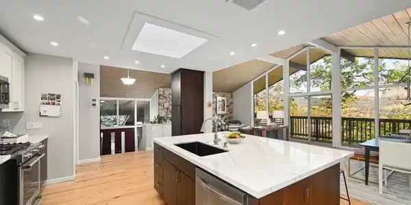 859 Mountain View Dr