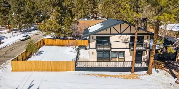 1087 Rocky Mountain Rd